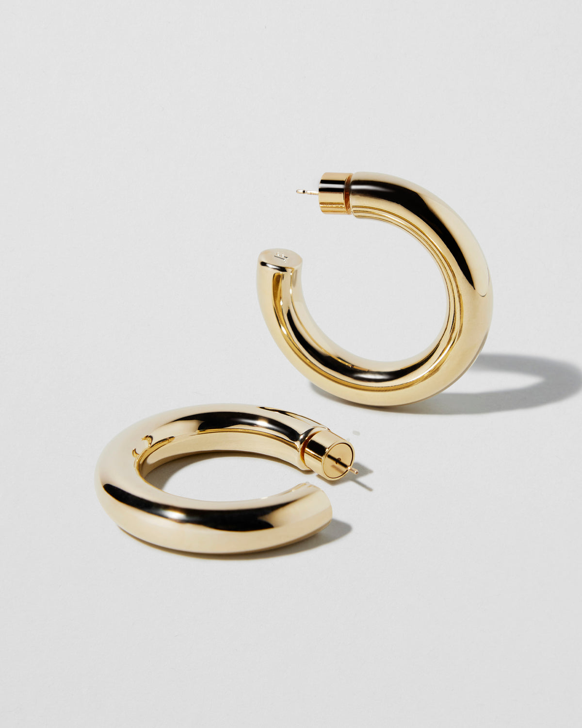 1" Jamma Mini Hoops earring - close-up detail | small gold hoop earrings
