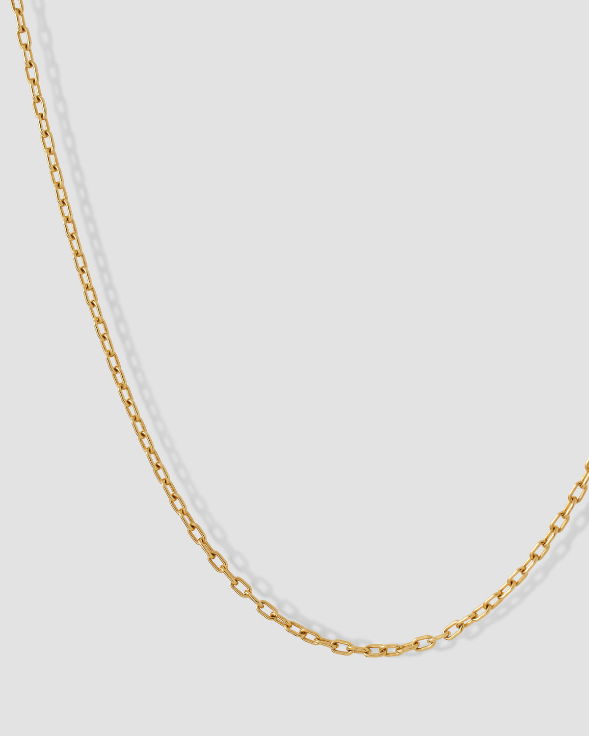 Large Round Link Chain necklace - front view | 18k gold chain