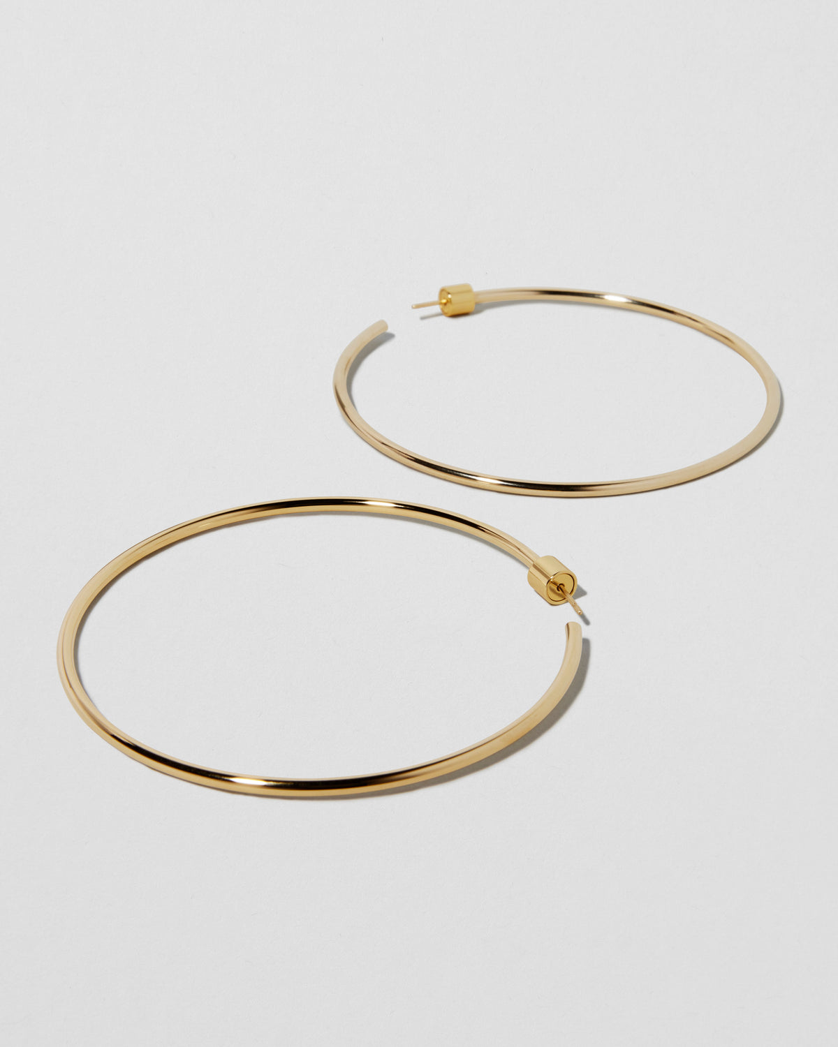 2" Thread Hoops earring - alternate angle | gold hoop earrings for women