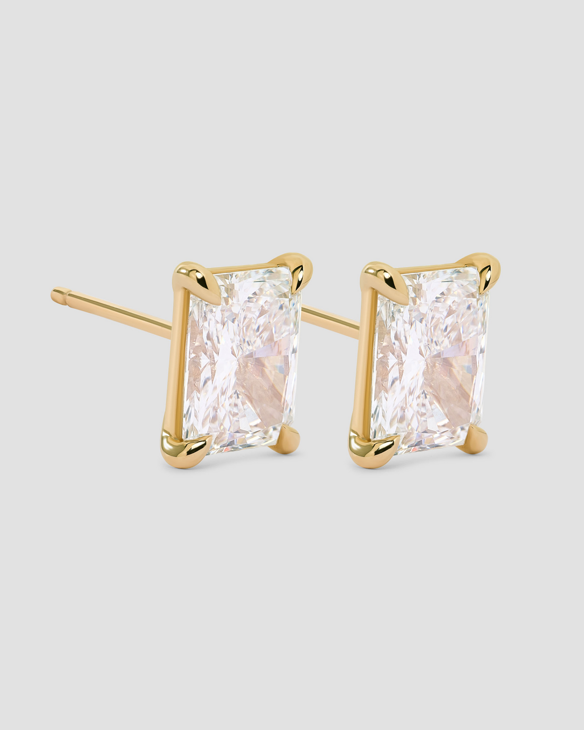 Radiant Lab Diamond Stud
