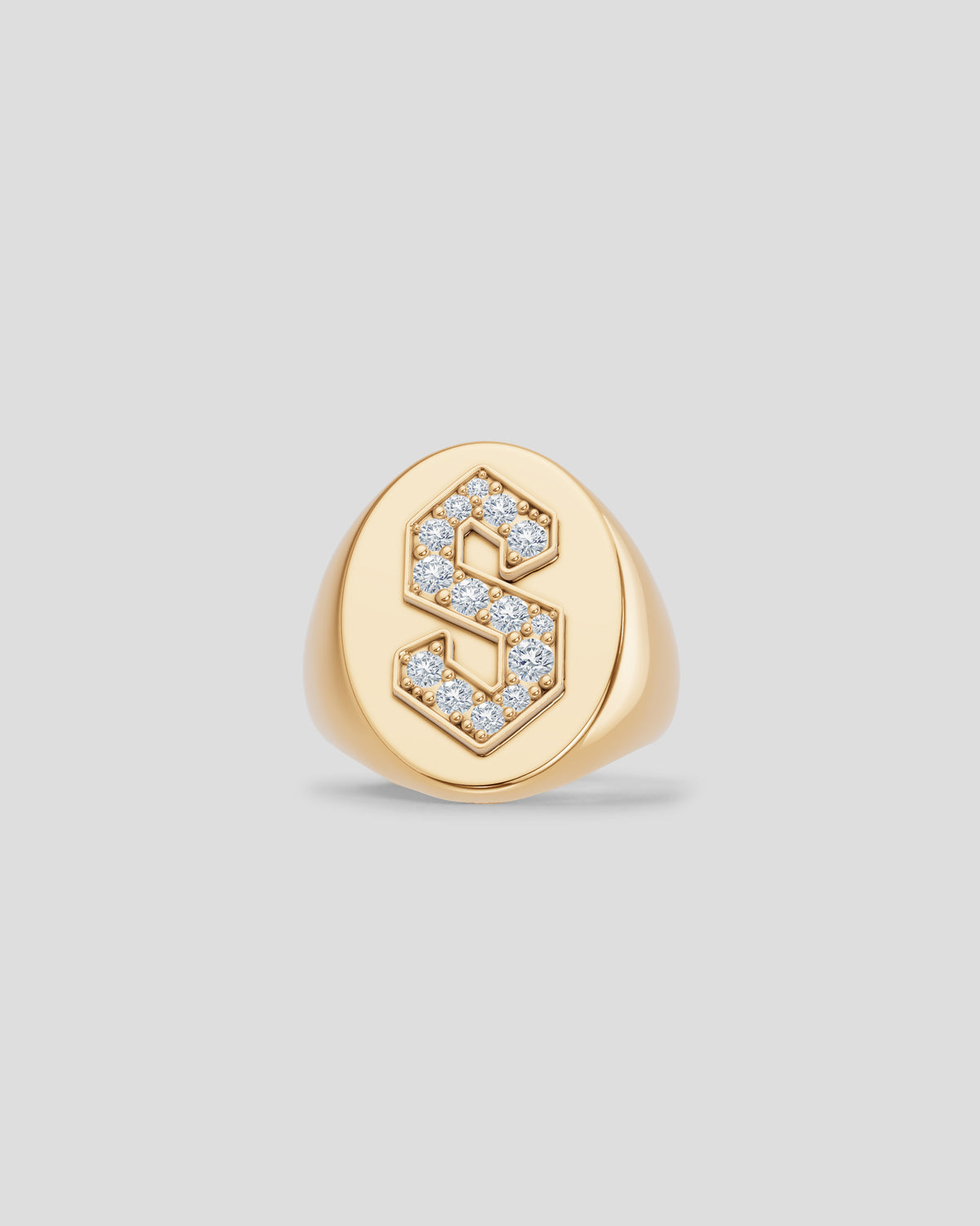 Large Signet Letter Ring with Diamonds in 18K Yellow Gold O-Z 18K gold ring - worn look | womens diamond rings