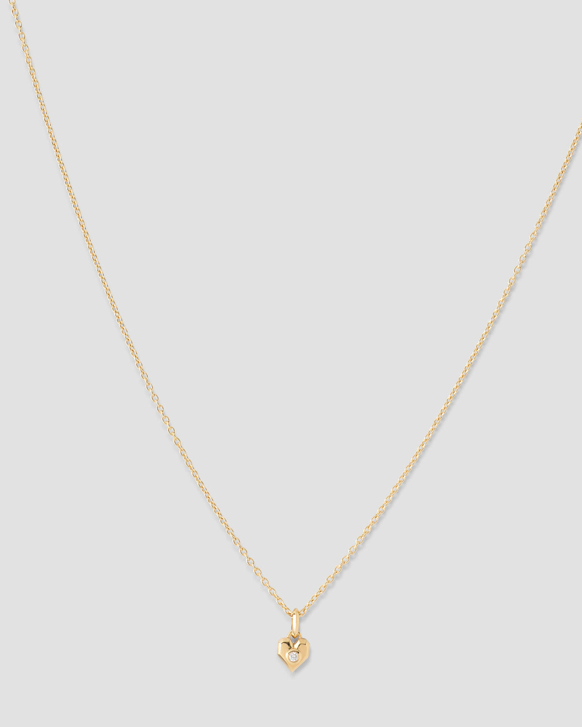 Heart Necklace gold charm - close-up detail | necklace with charms