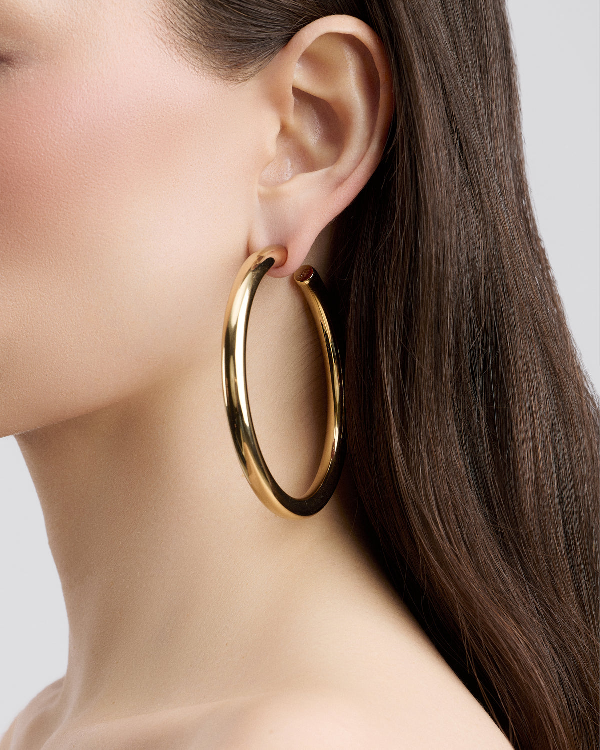 2.5" Samira Hoops gold earring - alternate angle | hoop earrings