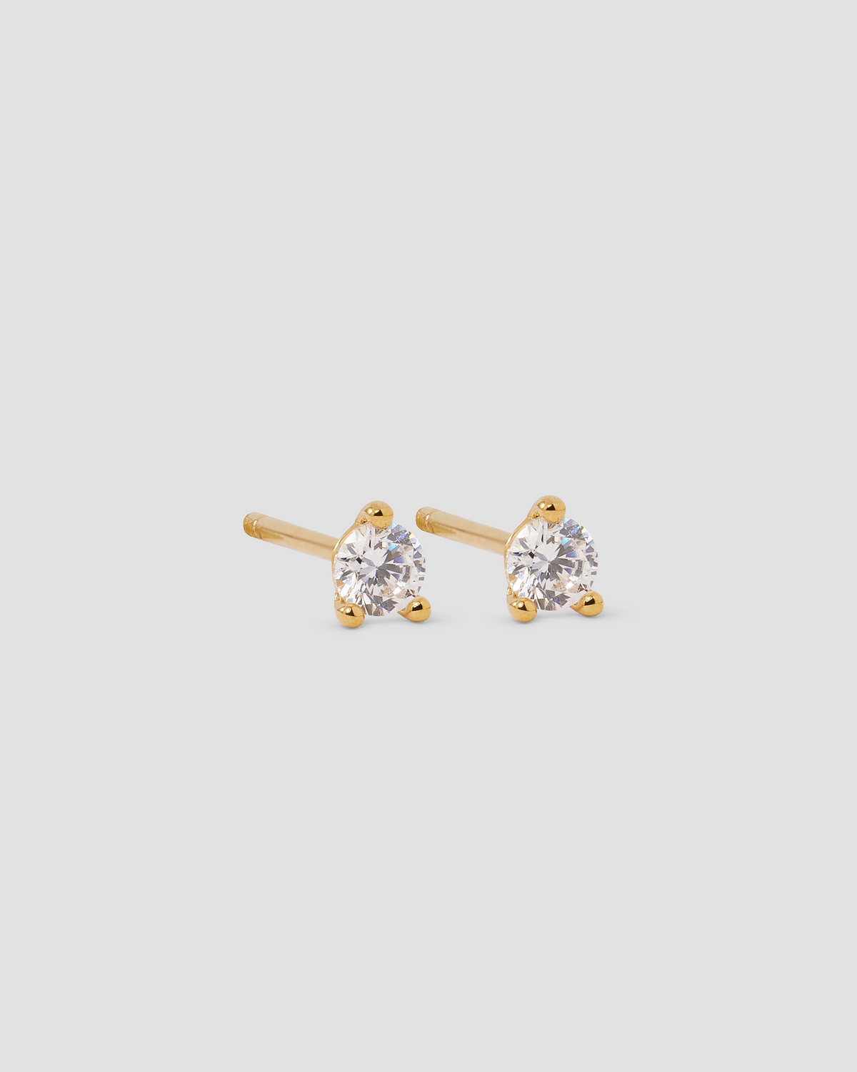 Floating Diamond Solitaire Stud