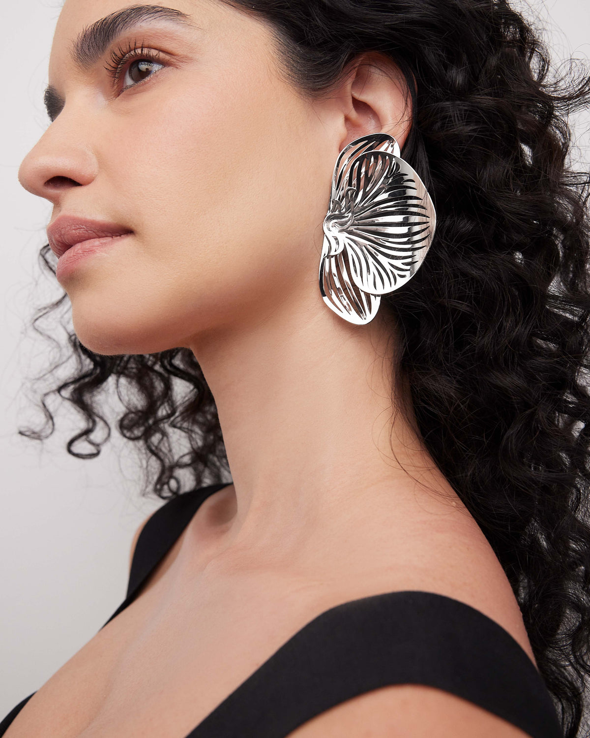 Orchid Earrings earring - back view | 18k gold earrings
