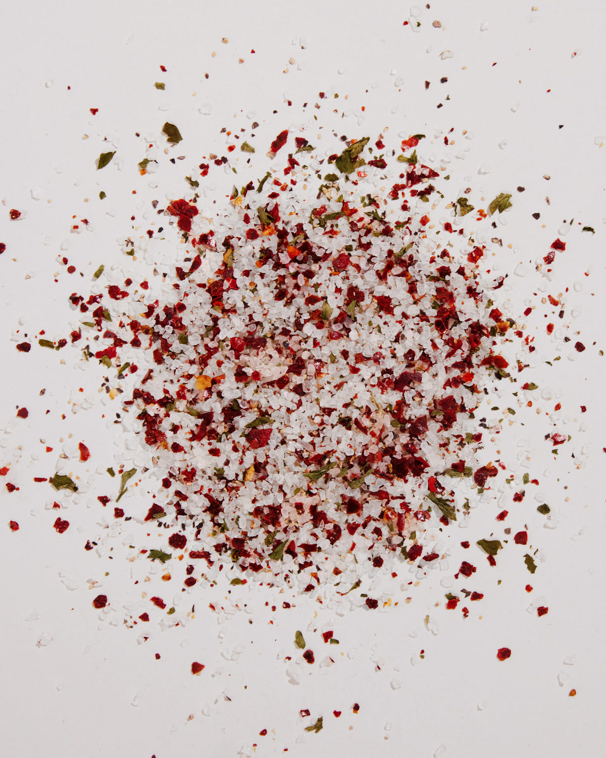 Jennifer Fisher Spicy Salt 16oz - close-up detail | jennifer fisher